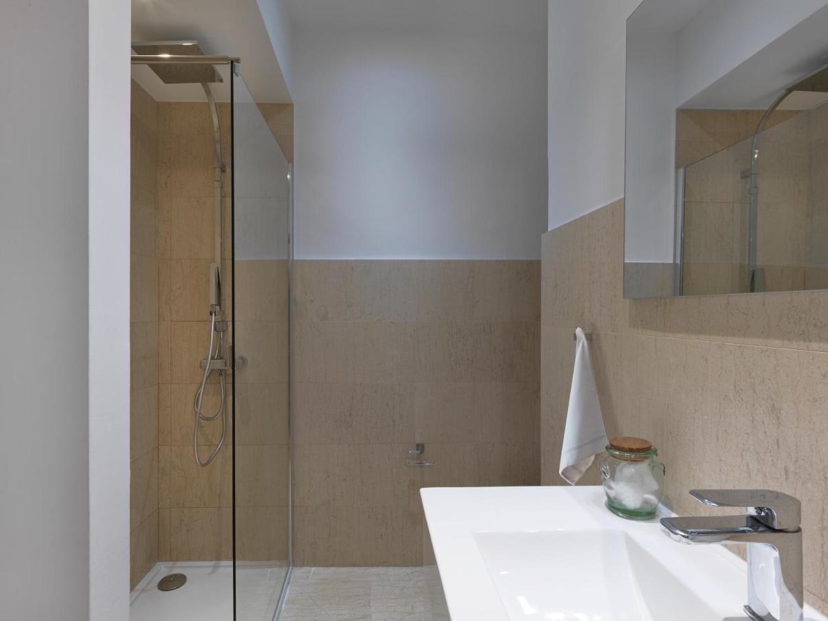 Newly Renovated Apartment In The Heart Of Atenas Exterior foto